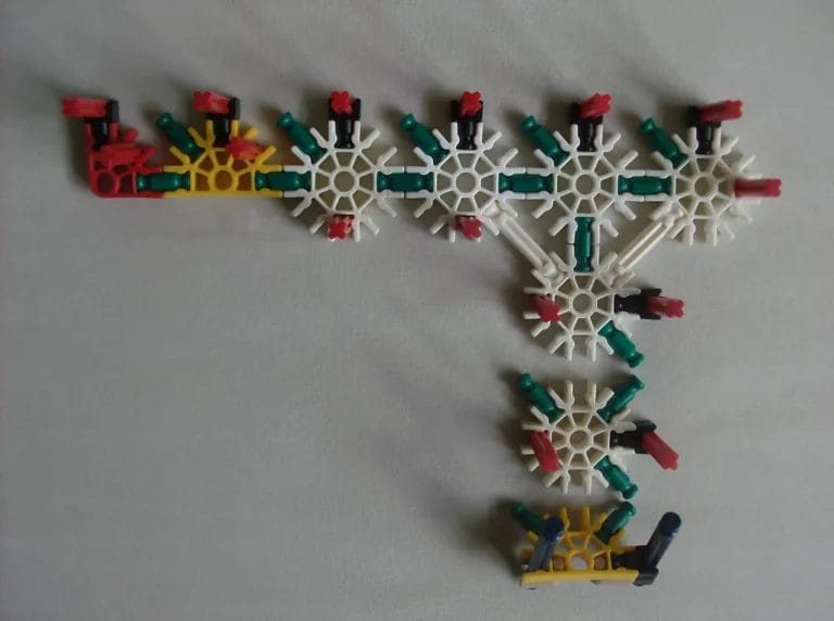 K'NEX Gun CZ-75 Step 2 1