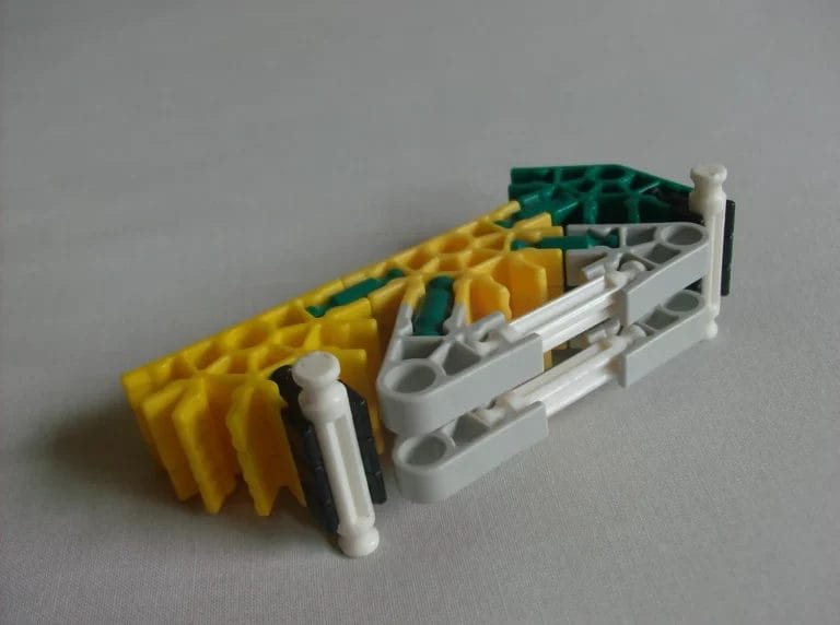 K'NEX Gun CZ-75 Step 2 11