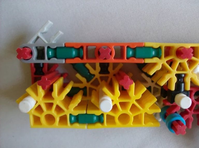 K'NEX Gun CZ-75 Step 2 16