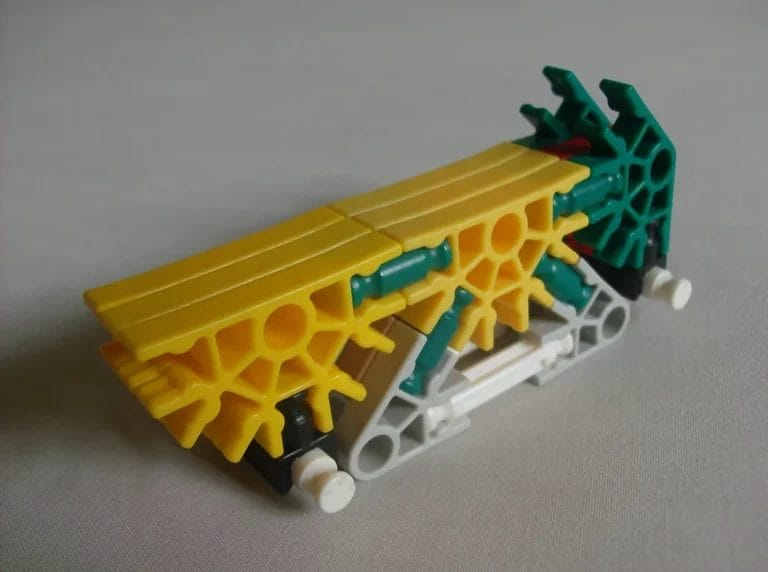 K'NEX Gun CZ-75 Step 2 8