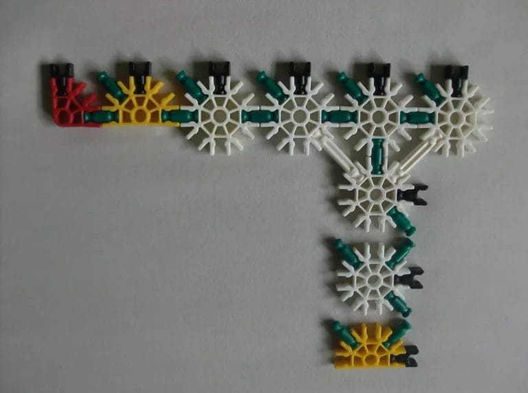 K'NEX Gun CZ-75 Step 3 8