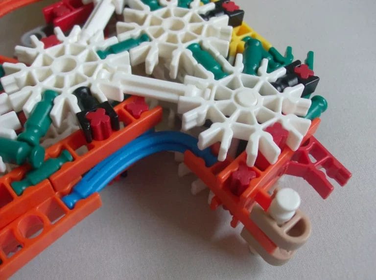 K'NEX Gun CZ-75 Step 3 9