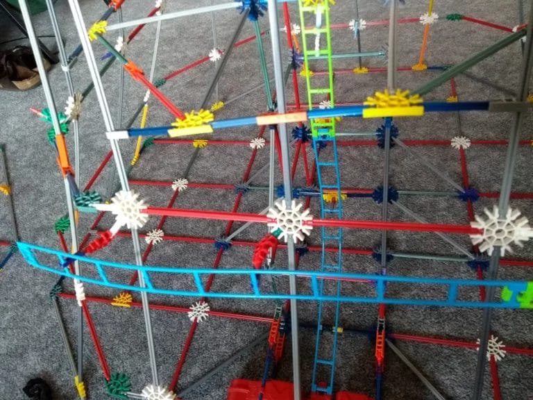 K'NEX Scorpion Express Coaster Step 10 21