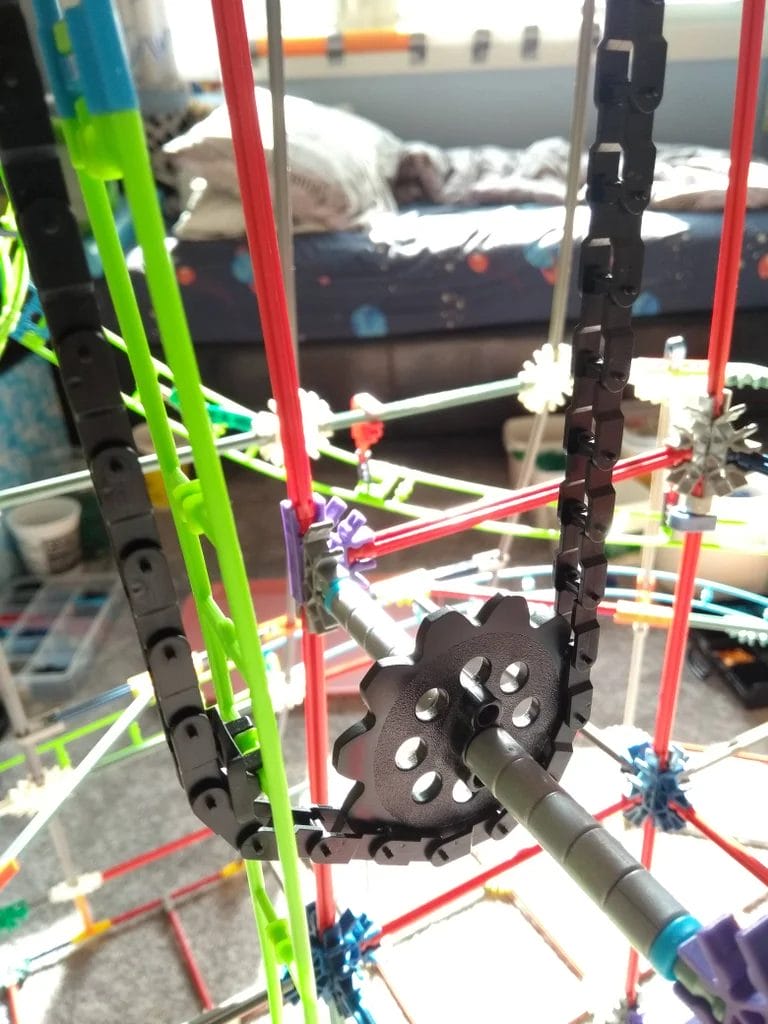 K'NEX Scorpion Express Coaster Step 11 2