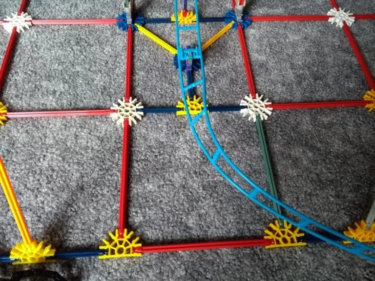 K'NEX Scorpion Express Coaster Step 12 2