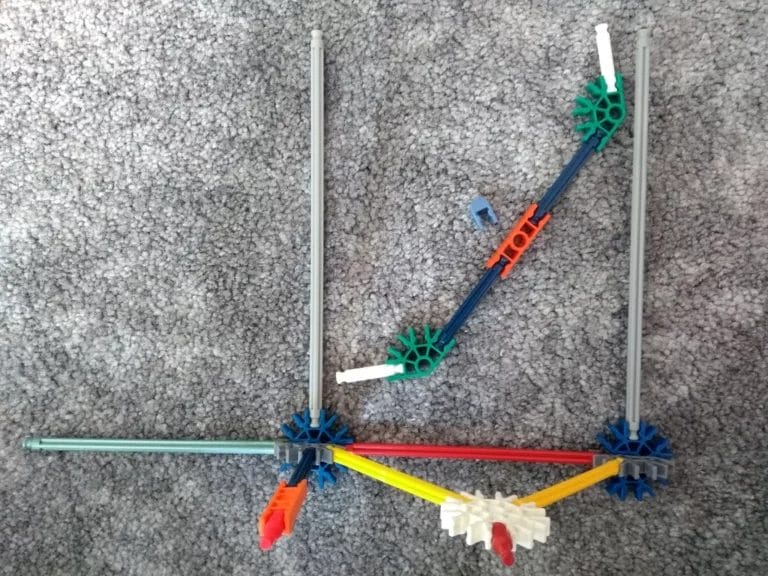 K'NEX Scorpion Express Coaster Step 7 11