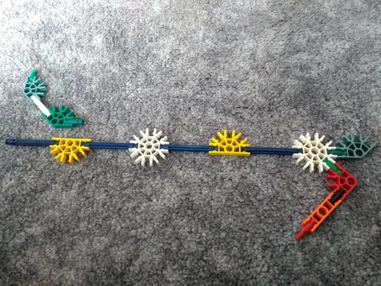 K'NEX Scorpion Express Coaster Step 8 10