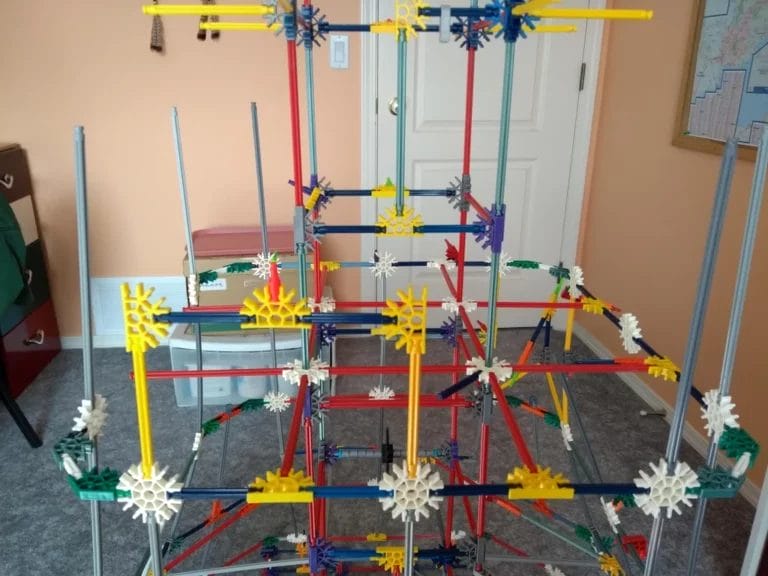 K'NEX Scorpion Express Coaster Step 8 13