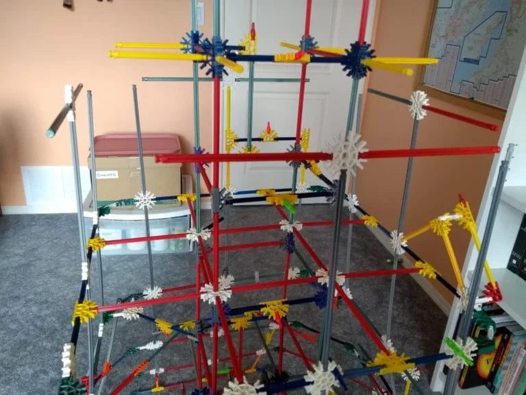 K'NEX Scorpion Express Coaster Step 9 2